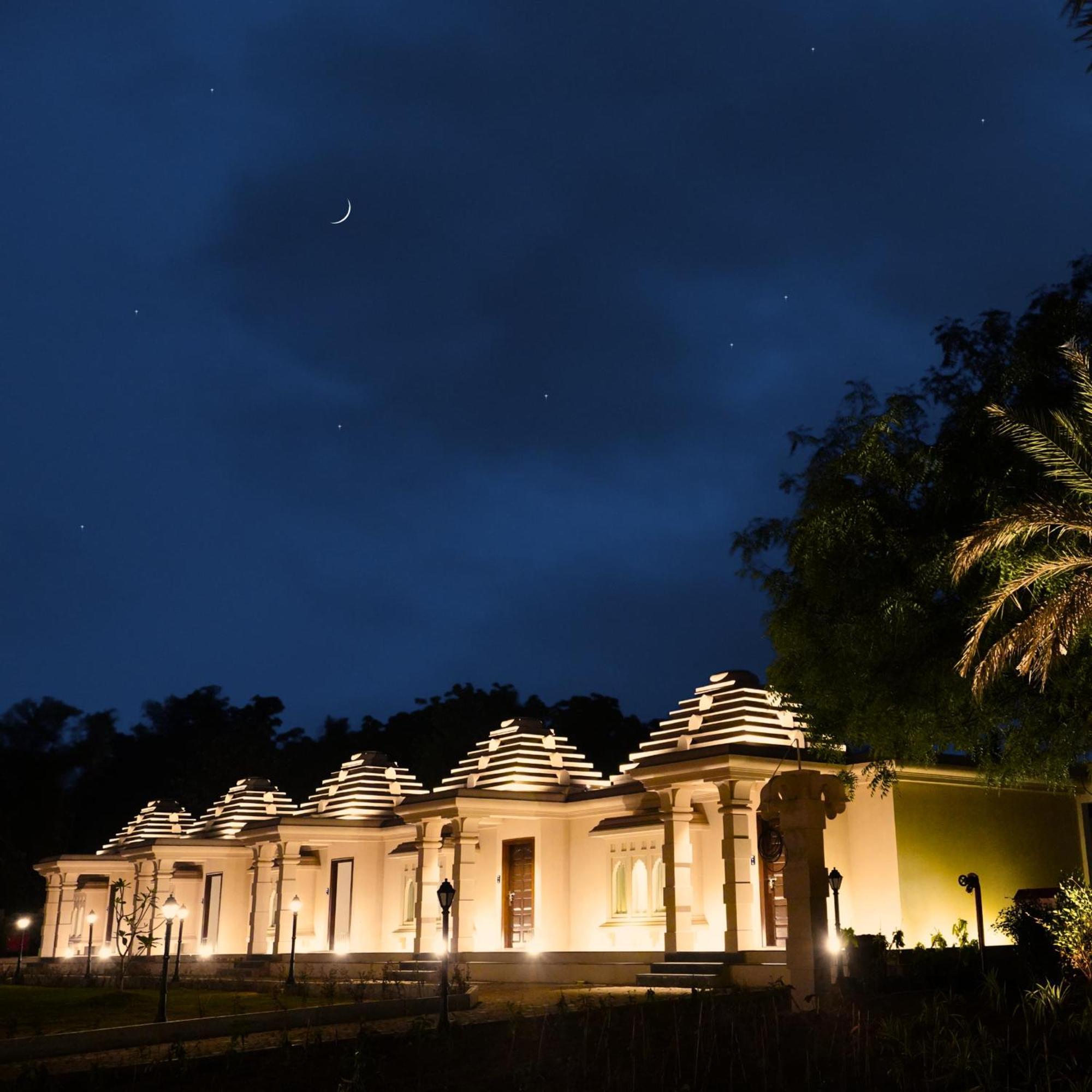 Vijayshree Resort, Hampi Bagian luar foto